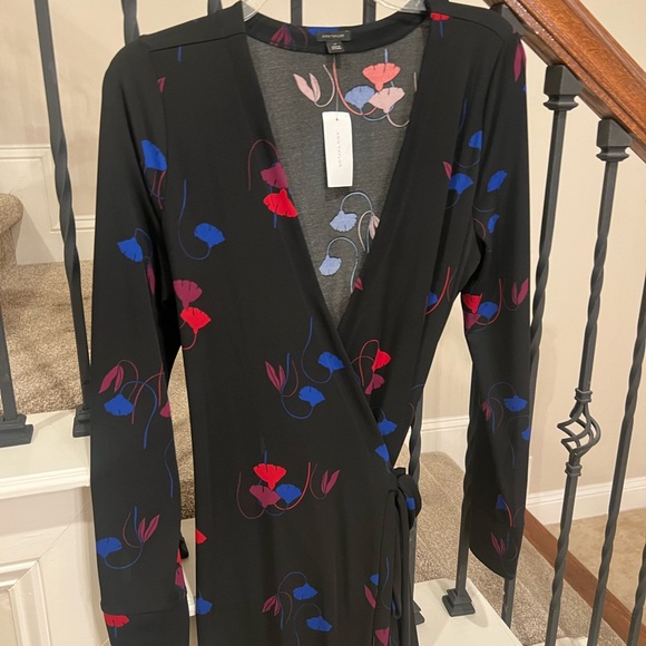 NWT Ann Taylor Black Wrap Dress with Floral Accents - Picture 3 of 15